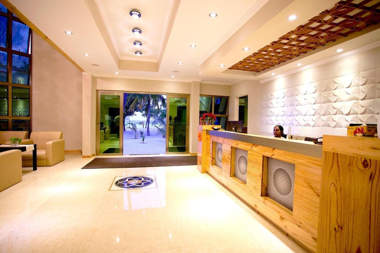 Kaani Beach Hotel At Маафуши Экстерьер фото